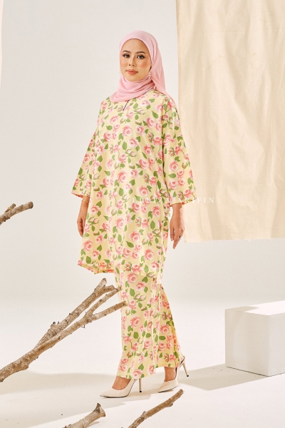 Endang Kurung In Petunia Yellow